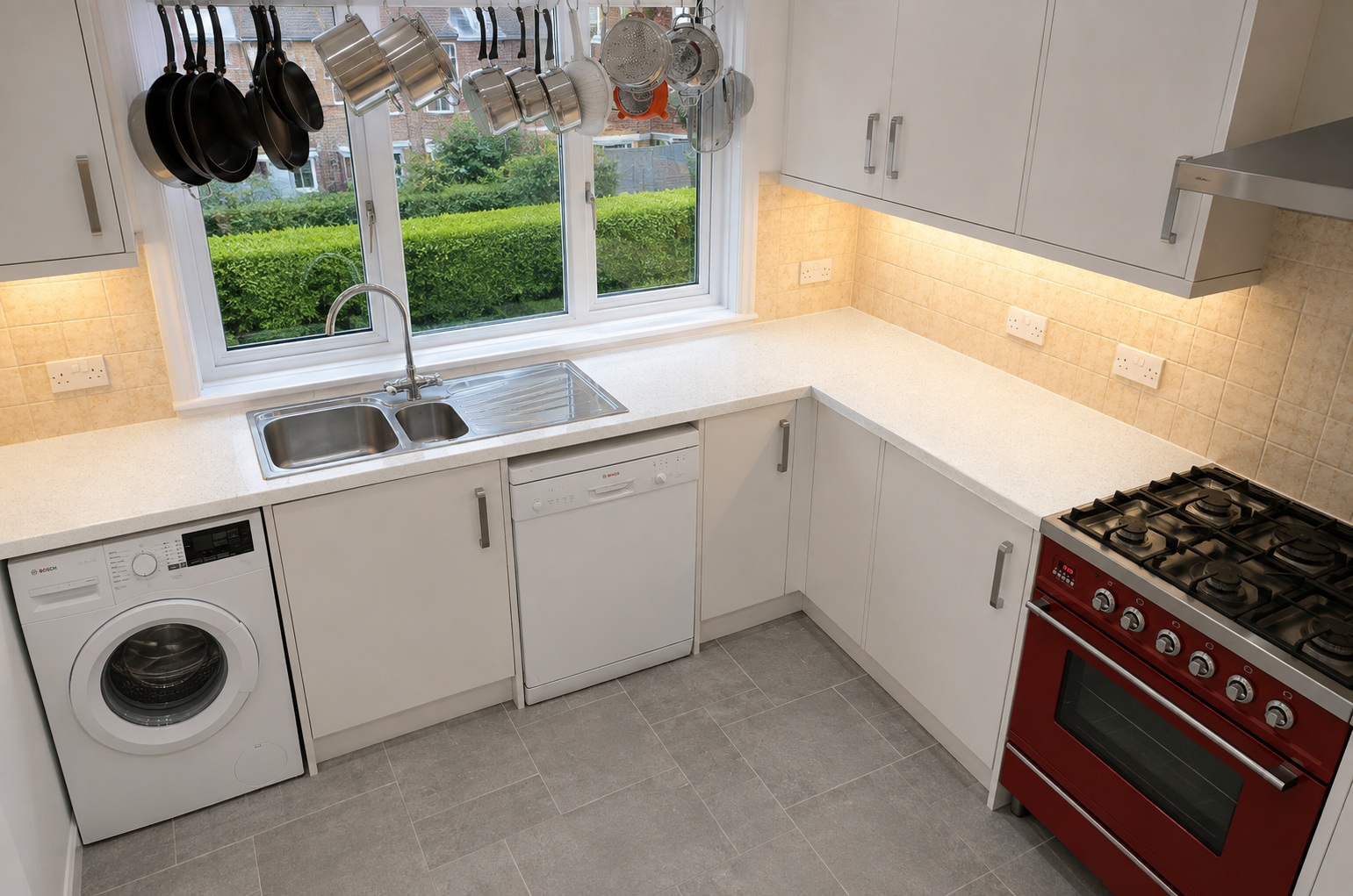 A traditional kitchen layout beautifully enhanced with a Callisto overlay worktop